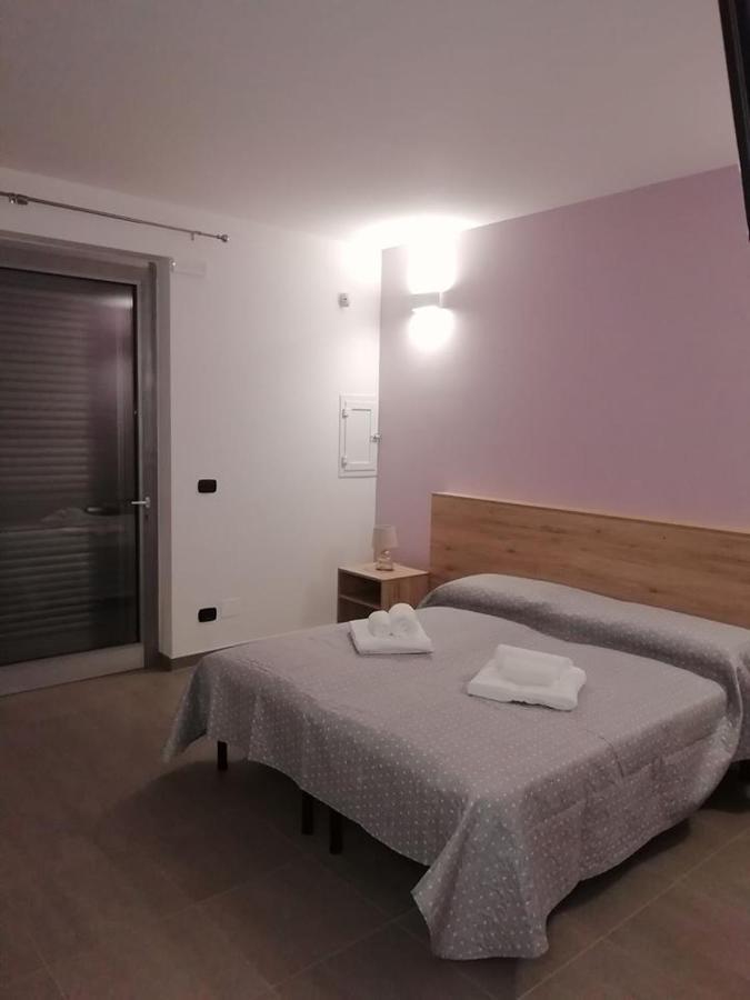B&B Italia Carmiano  ภายนอก รูปภาพ