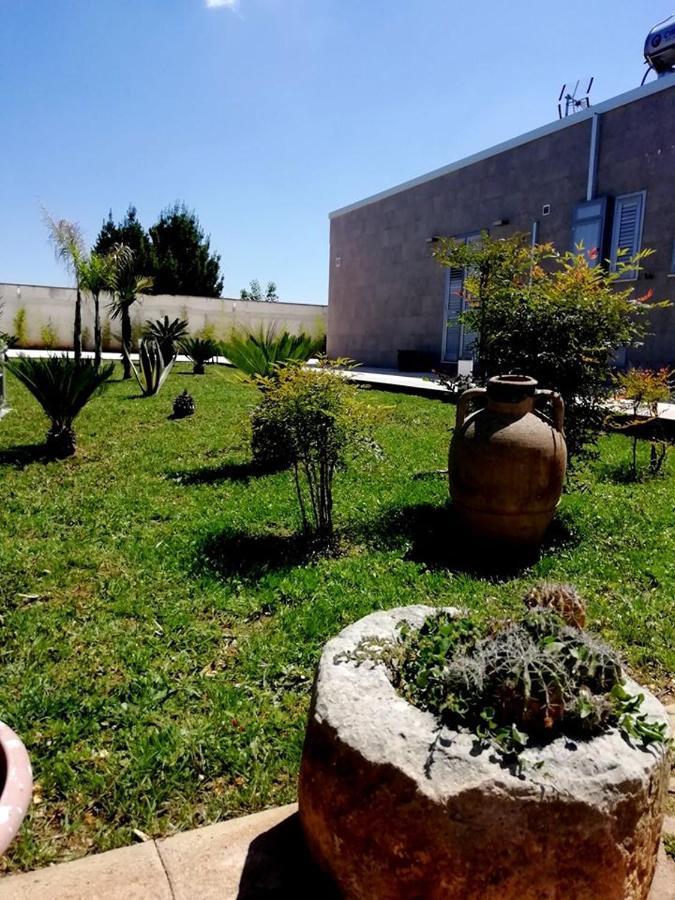 B&B Italia Carmiano  ภายนอก รูปภาพ